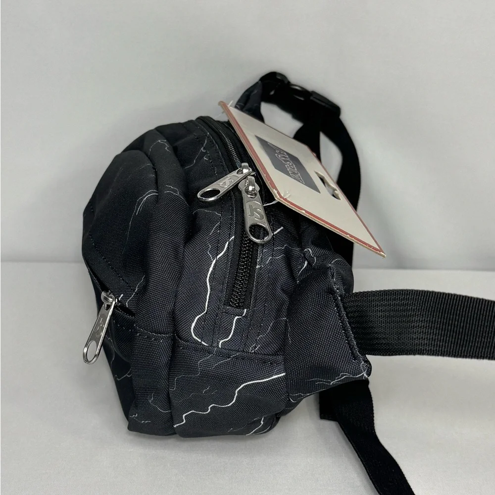 Jansport Fifth Avenue Electric Bolts cross body
Bag - Picture 5 of 10